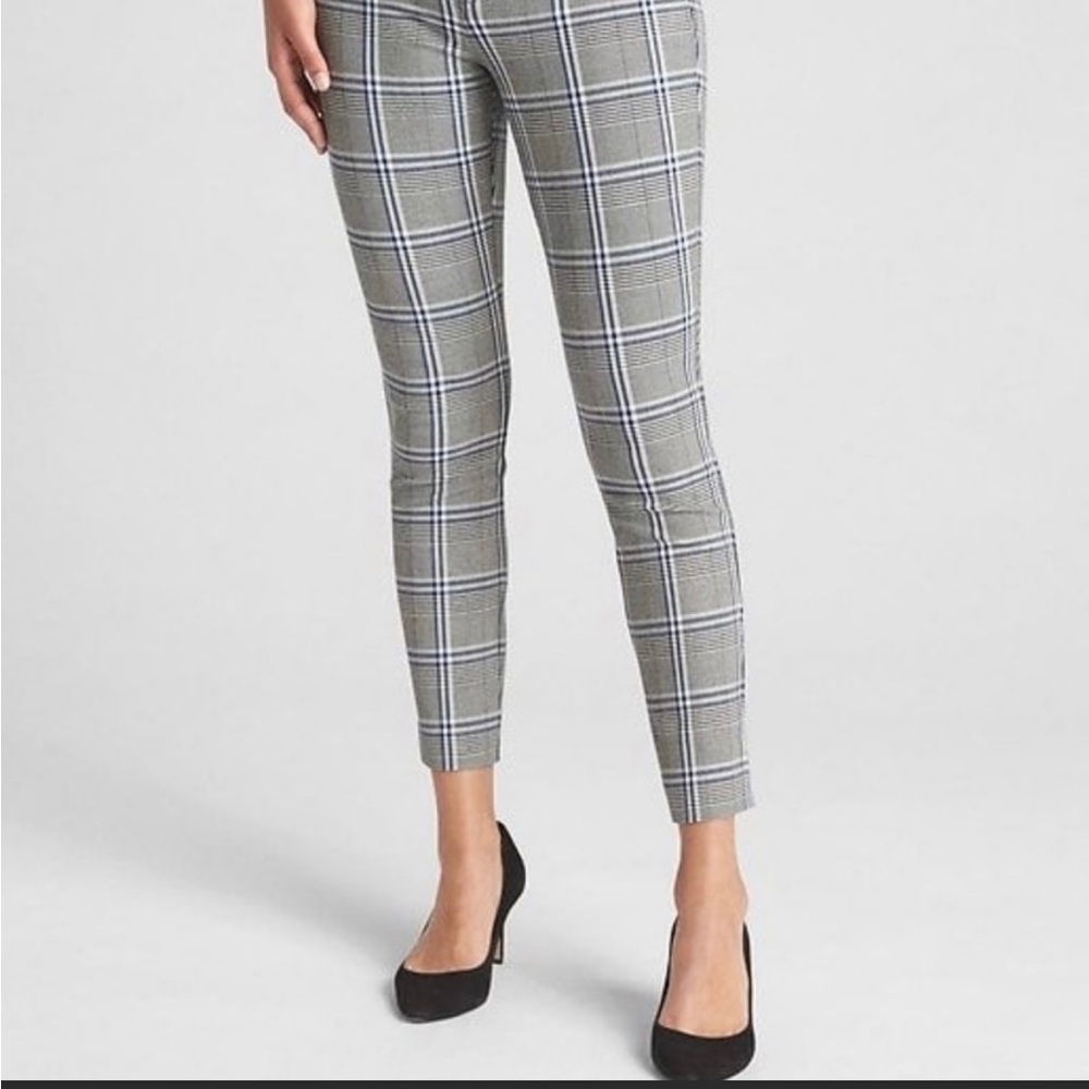 Gap Size 8 Tall Curvy Signature Skinny Ankle Pant